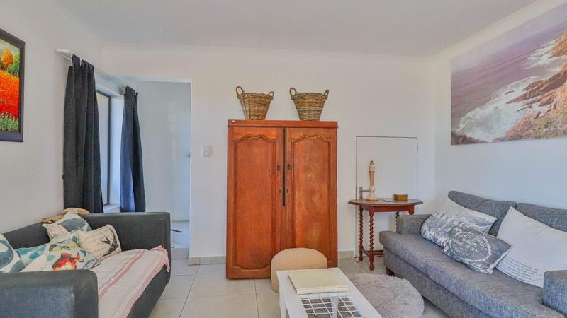 3 Bedroom Property for Sale in Heiderand Western Cape